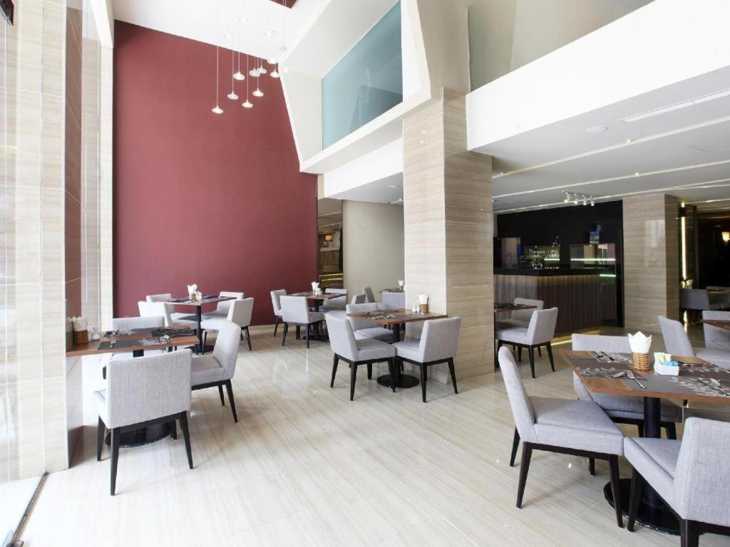Lavender Boutique Hotel Хошимин Екстериор снимка